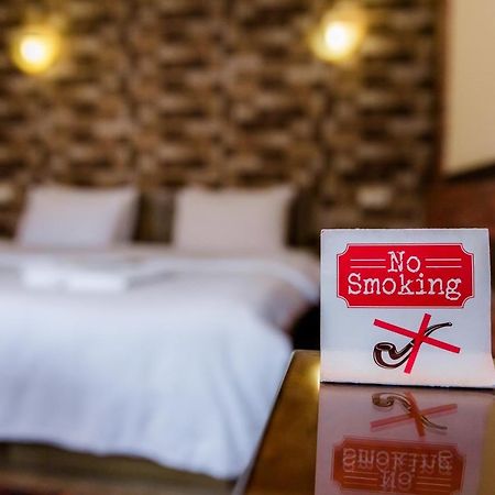 Metekhi'S Galavani Hotel Тбілісі Екстер'єр фото