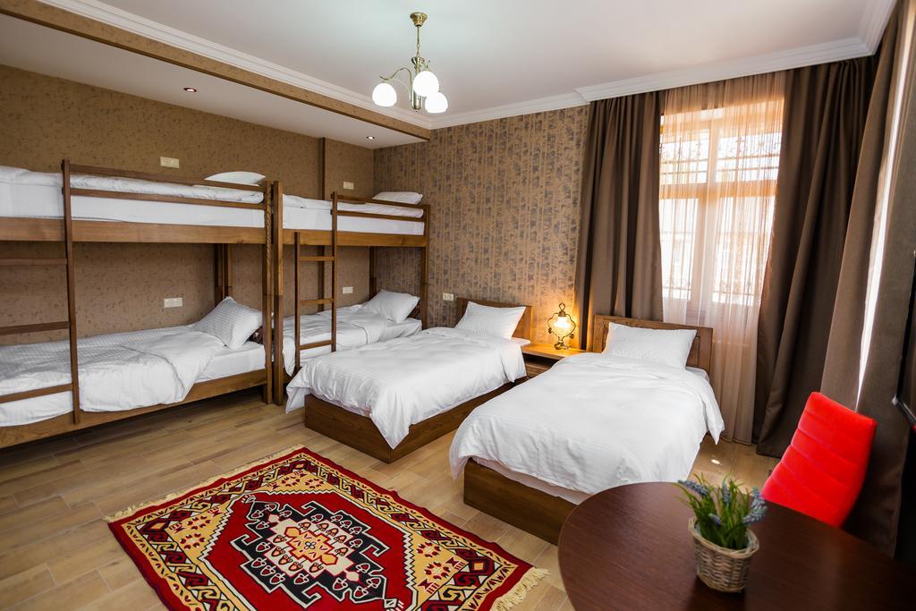 Metekhi'S Galavani Hotel Тбілісі Номер фото