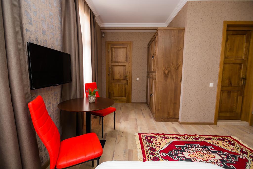 Metekhi'S Galavani Hotel Тбілісі Екстер'єр фото