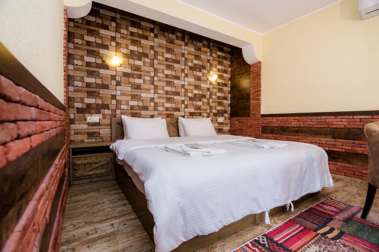 Metekhi'S Galavani Hotel Тбілісі Екстер'єр фото
